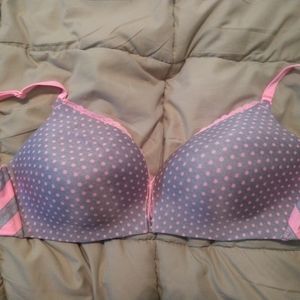 Victoria Secret bra size 36DD, like new condition